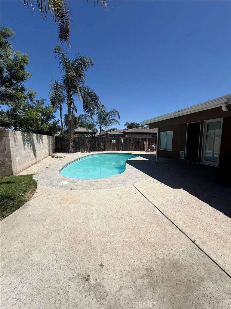 3005 Green Mountain Bakersfield, CA 93312