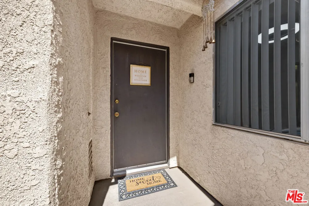 15615 Crestview Lane #82 Granada Hills, CA 91344
