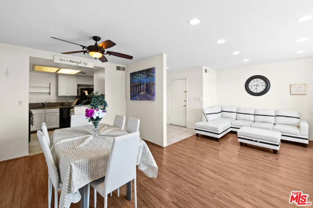 15615 Crestview Lane #82 Granada Hills, CA 91344