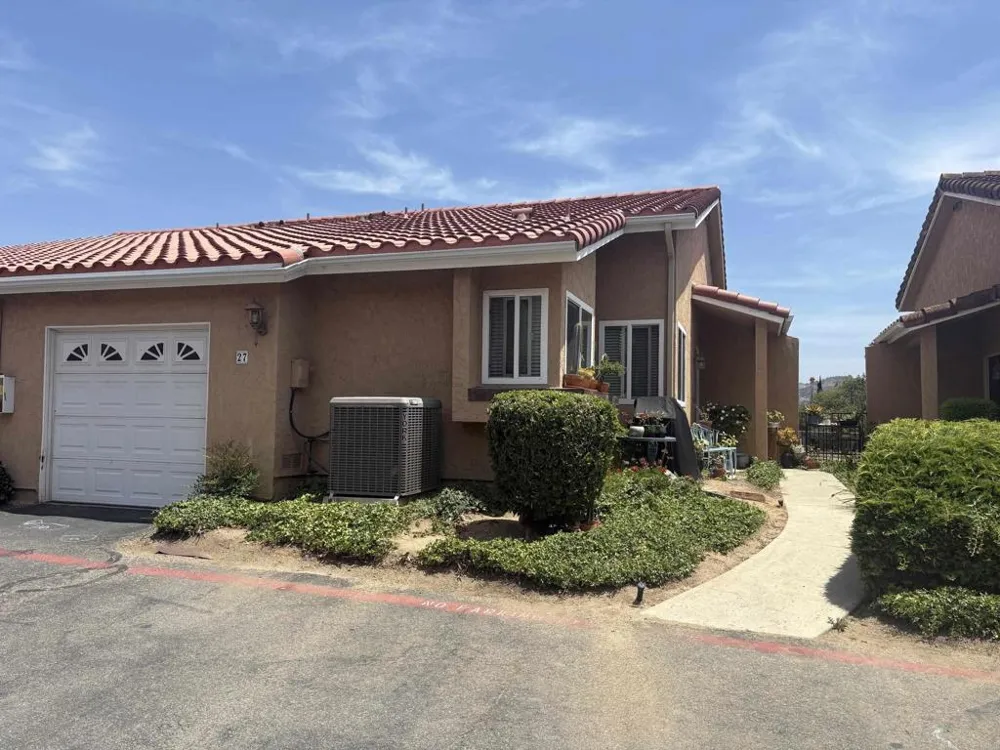 31909 Del Cielo Este #27 Bonsall, CA 92003