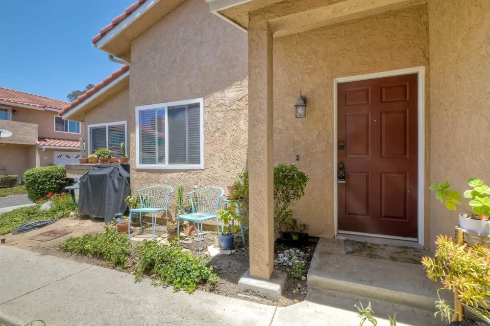 31909 Del Cielo Este #27 Bonsall, CA 92003