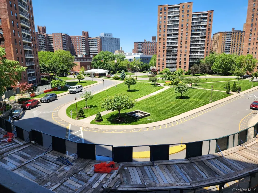 61-45 98th Street #4B Rego Park, NY 11374
