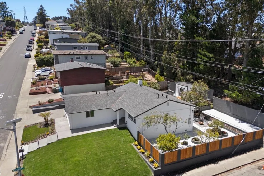 2600 Evergreen Drive San Bruno, CA 94066