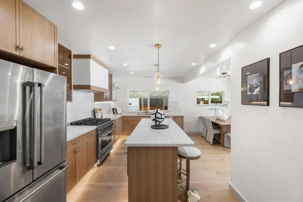 2600 Evergreen Drive San Bruno, CA 94066
