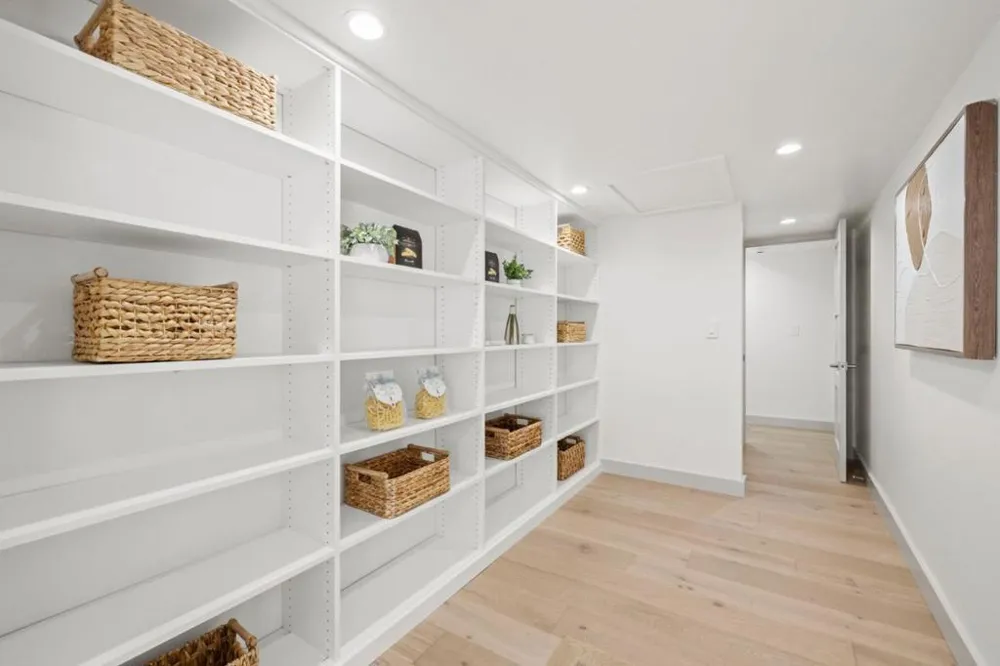 2600 Evergreen Drive San Bruno, CA 94066