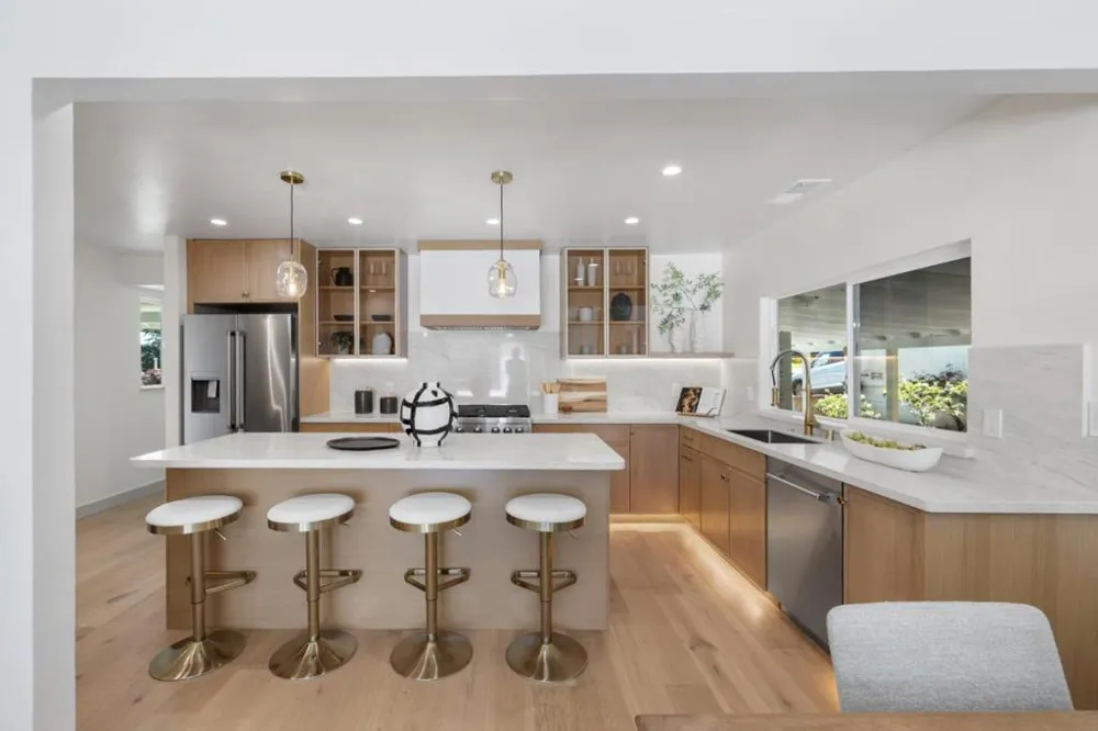 2600 Evergreen Drive San Bruno, CA 94066