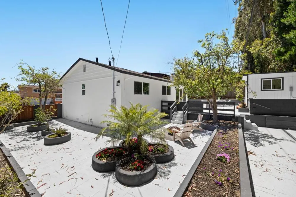 2600 Evergreen Drive San Bruno, CA 94066