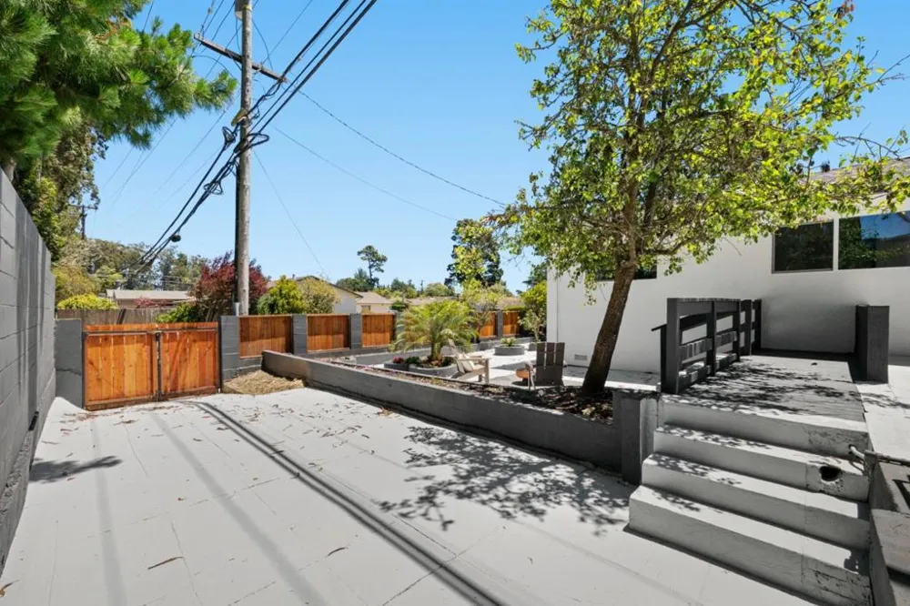 2600 Evergreen Drive San Bruno, CA 94066