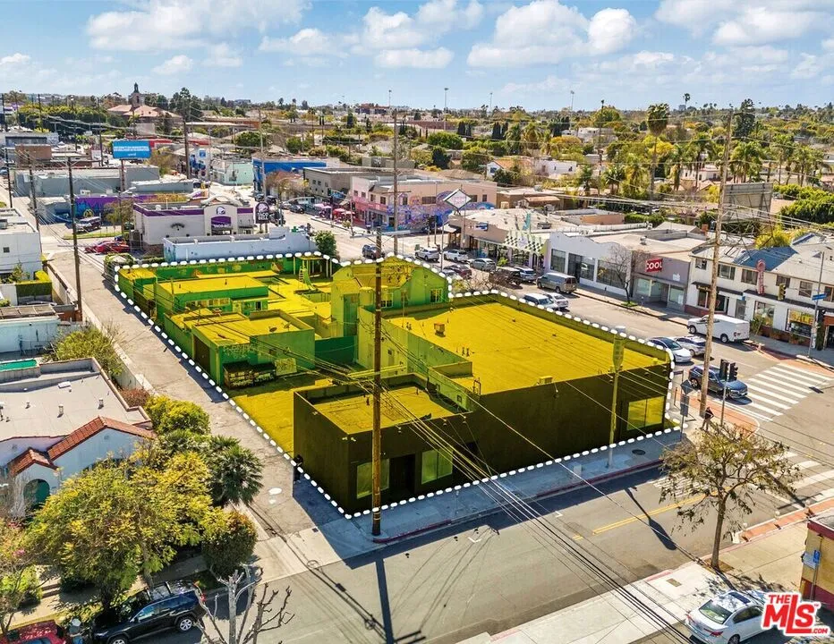 2600 S Robertson Boulevard Los Angeles, CA 90034