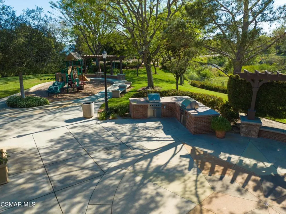 13268 Red Bird Court Moorpark, CA 93021