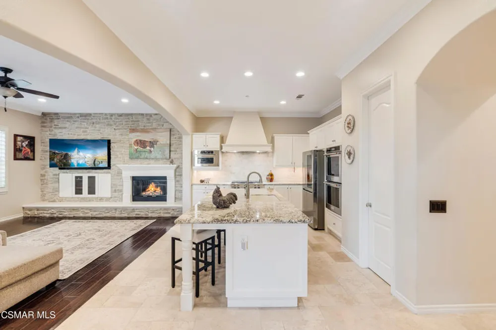 13268 Red Bird Court Moorpark, CA 93021