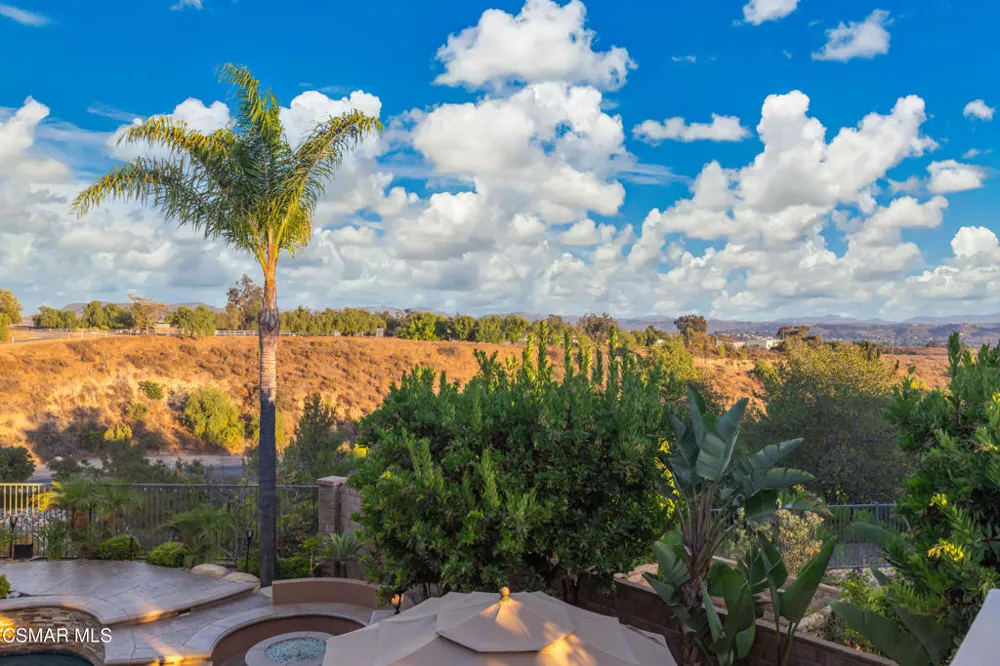13268 Red Bird Court Moorpark, CA 93021
