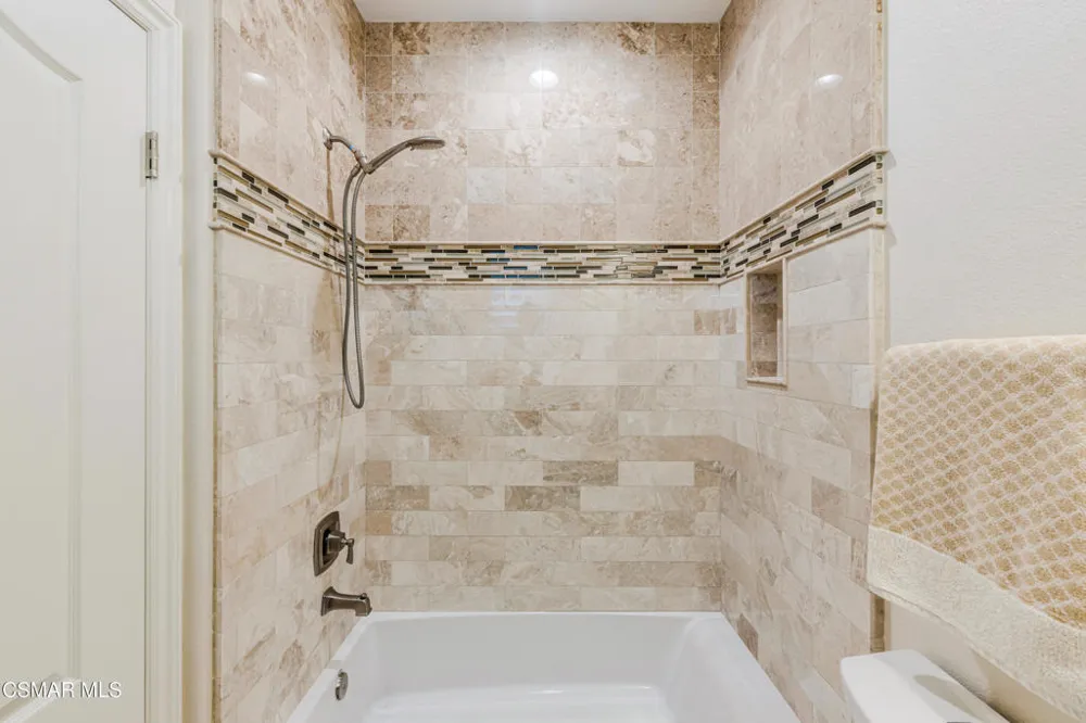 13268 Red Bird Court Moorpark, CA 93021
