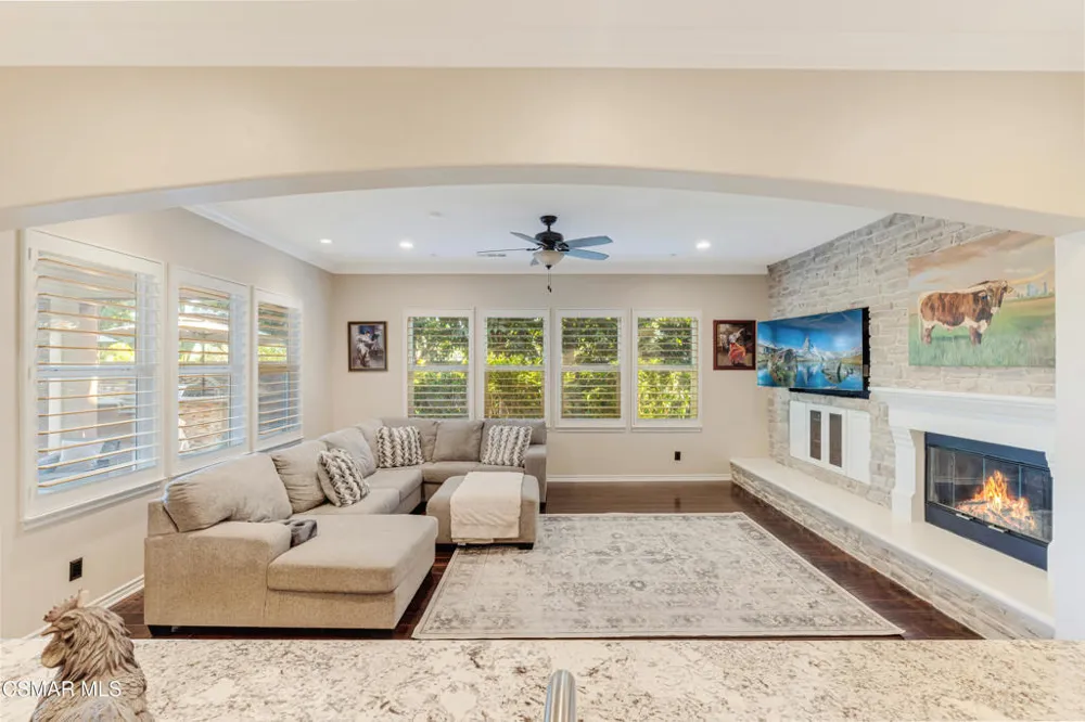 13268 Red Bird Court Moorpark, CA 93021