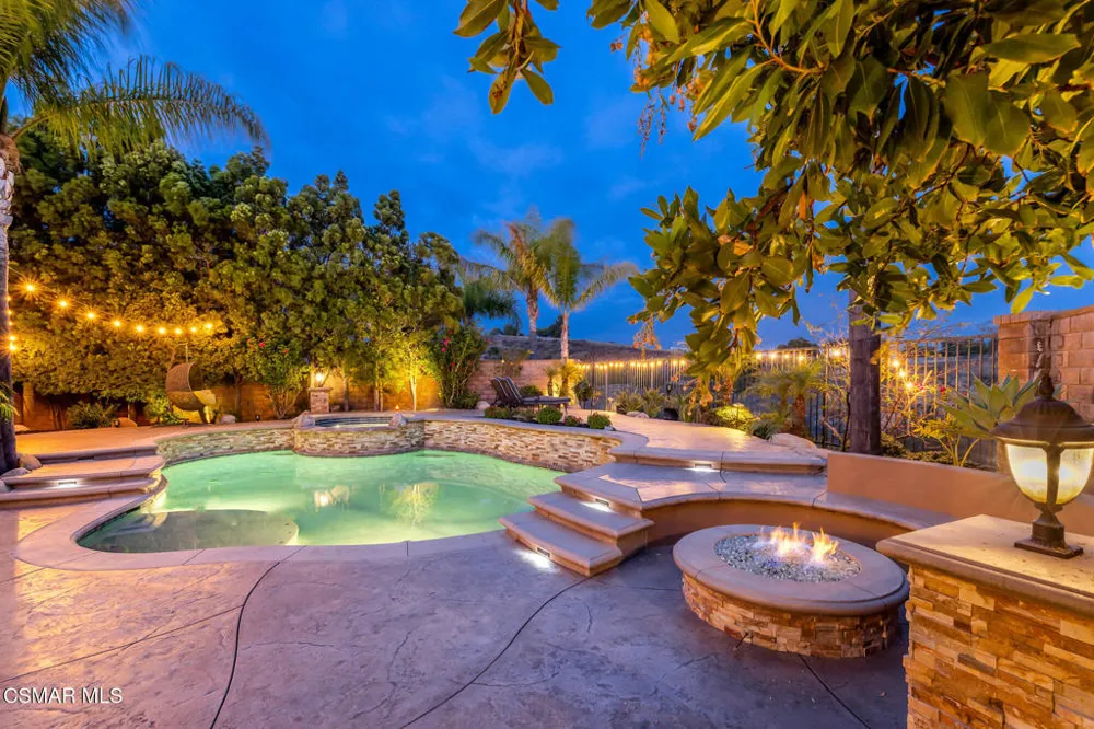 13268 Red Bird Court Moorpark, CA 93021