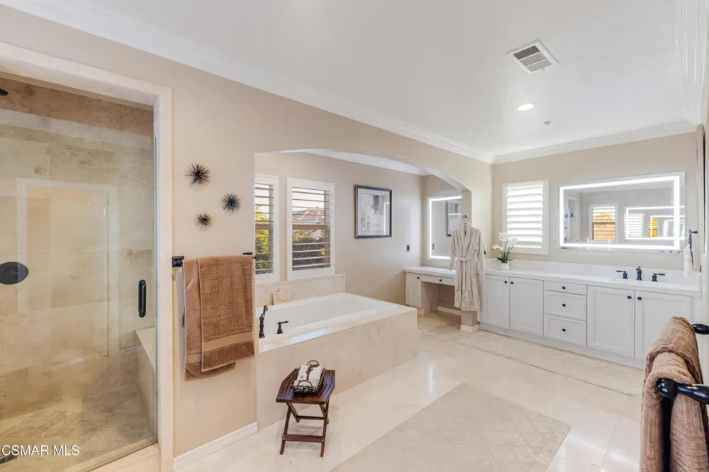 13268 Red Bird Court Moorpark, CA 93021