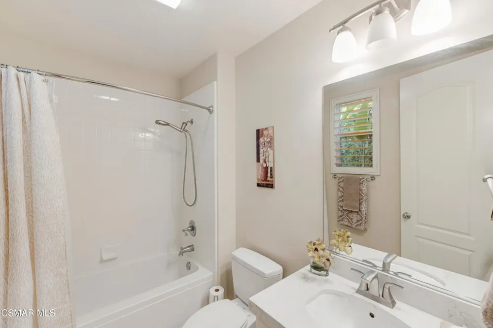 13268 Red Bird Court Moorpark, CA 93021