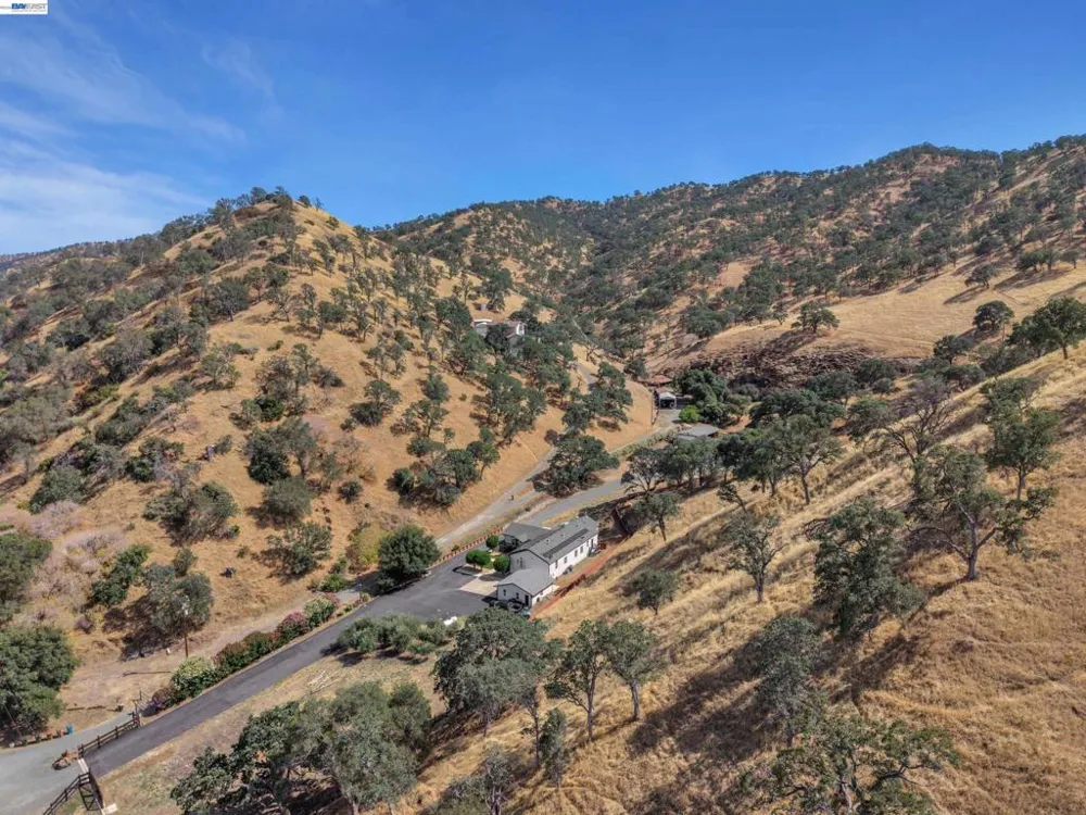16800 Marsh Creek Rd Clayton, CA 94517