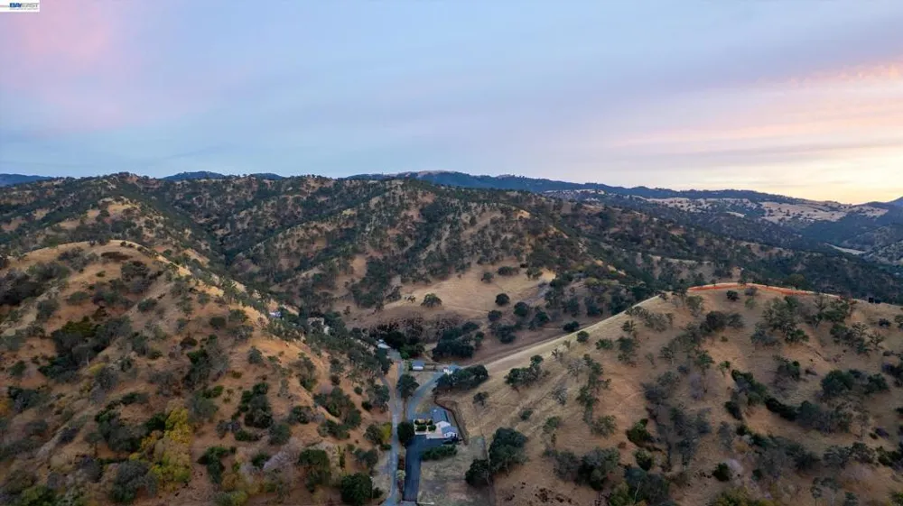 16800 Marsh Creek Rd Clayton, CA 94517