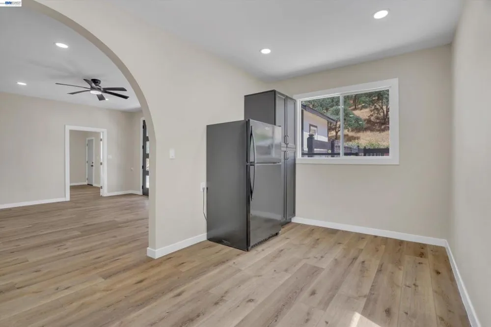16800 Marsh Creek Rd Clayton, CA 94517