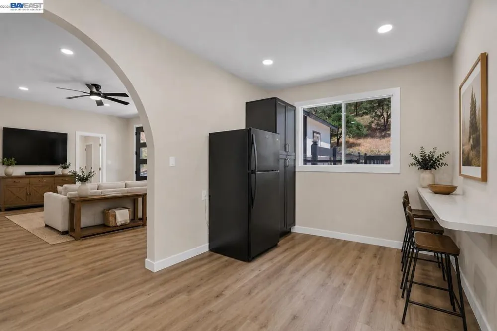 16800 Marsh Creek Rd Clayton, CA 94517