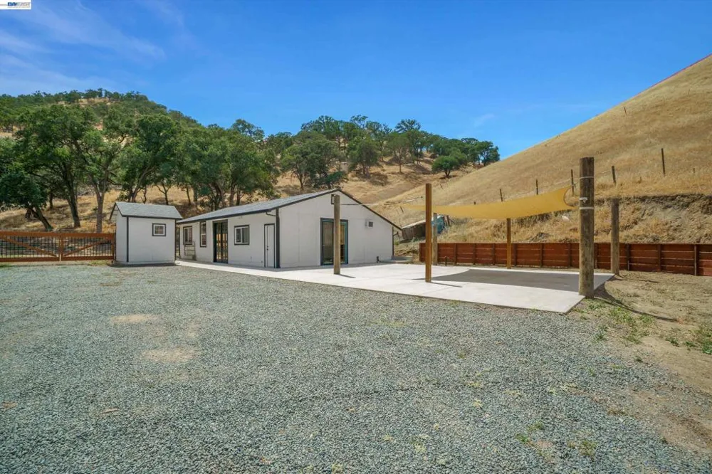 16800 Marsh Creek Rd Clayton, CA 94517