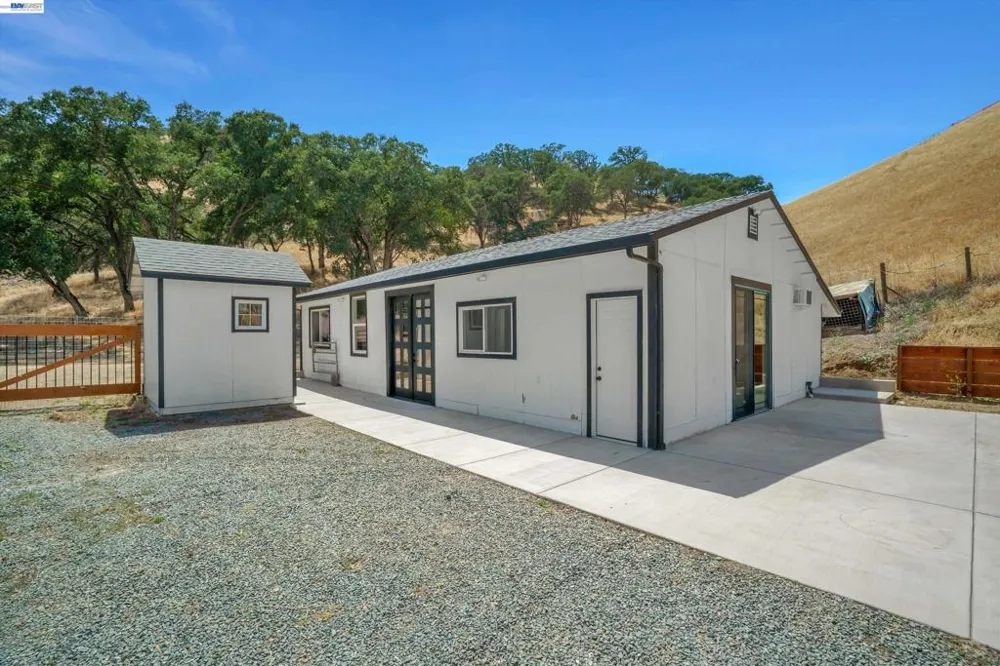 16800 Marsh Creek Rd Clayton, CA 94517