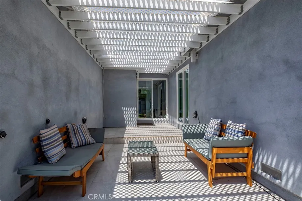 6206 Camellia North Hollywood, CA 91606