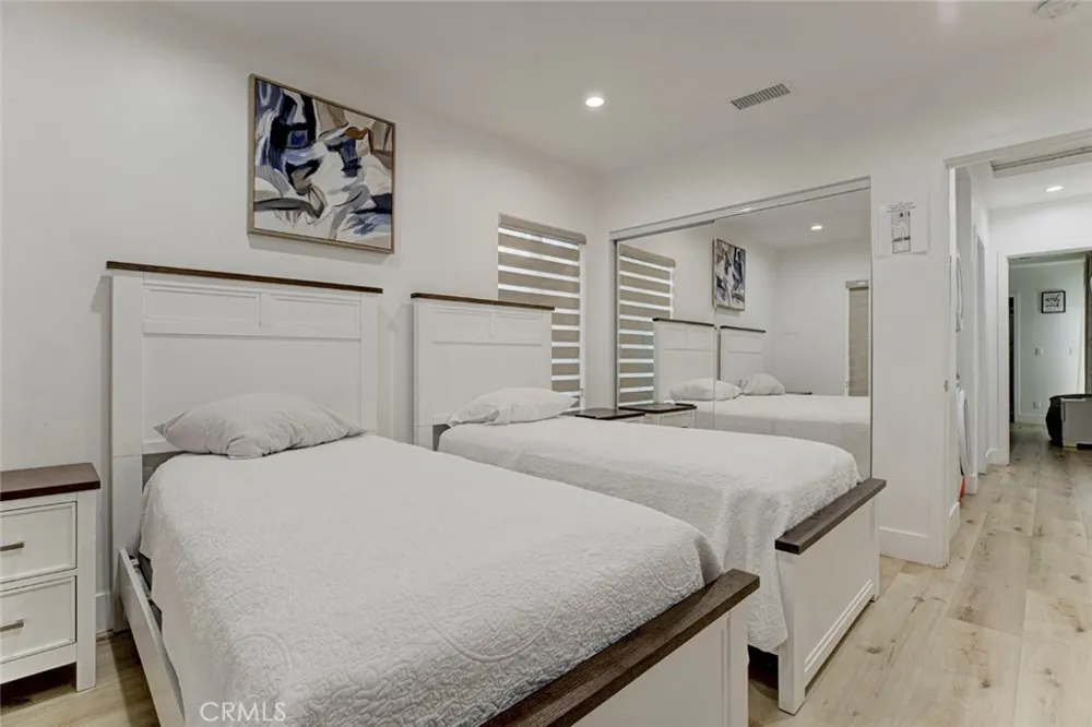 6206 Camellia North Hollywood, CA 91606