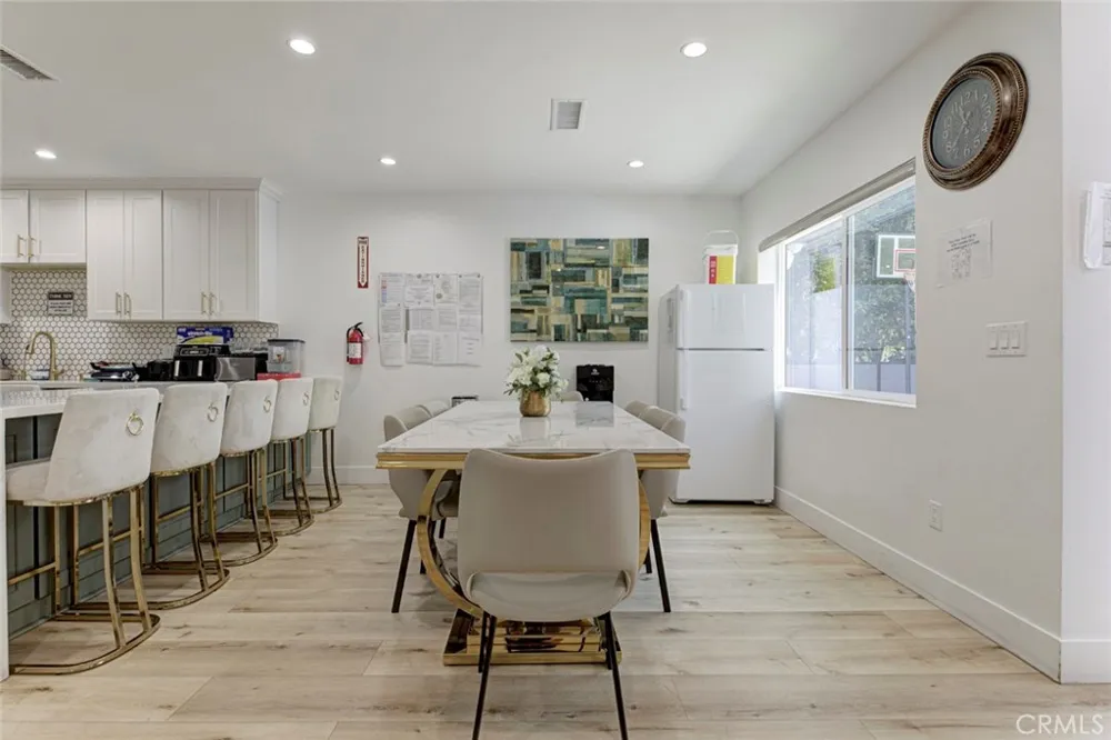 6206 Camellia North Hollywood, CA 91606