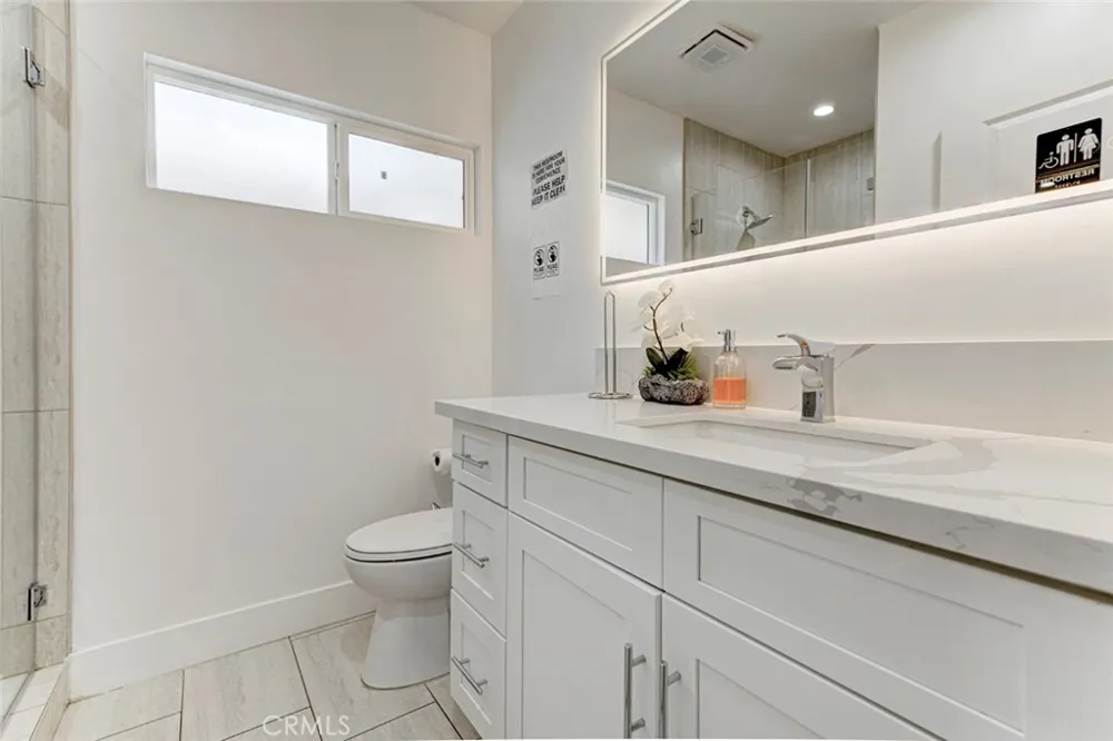 6206 Camellia North Hollywood, CA 91606