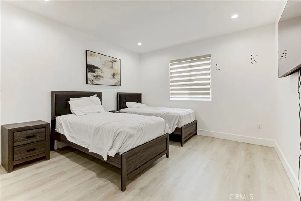 6206 Camellia North Hollywood, CA 91606