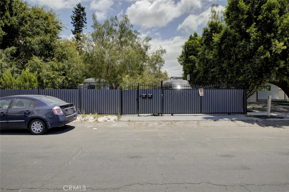 6206 Camellia North Hollywood, CA 91606