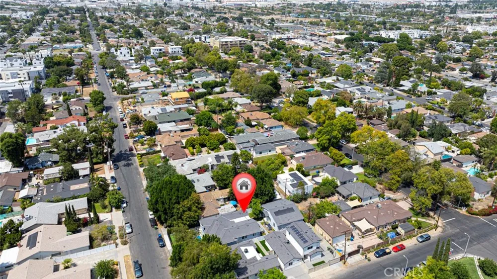 6206 Camellia North Hollywood, CA 91606