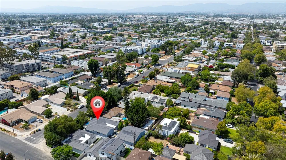 6206 Camellia North Hollywood, CA 91606