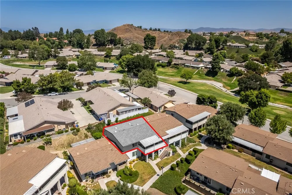 19716 Avenue Of The Oaks Newhall, CA 91321