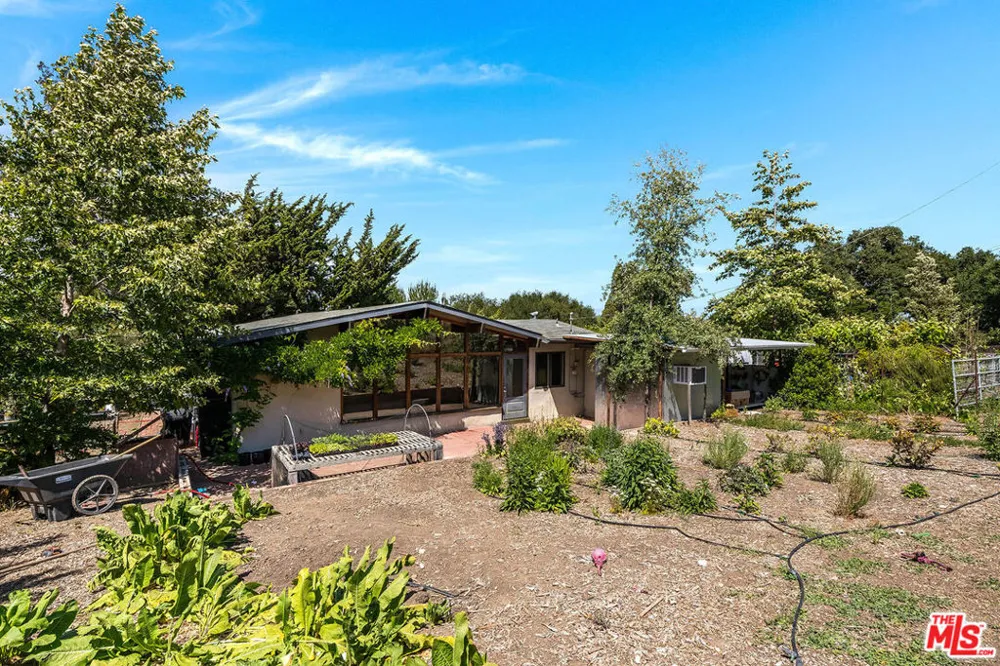 8630 Santa Rosa Road Buellton, CA 93427