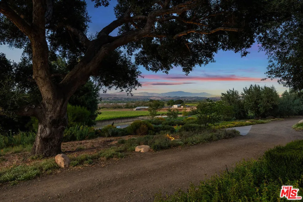 8630 Santa Rosa Road Buellton, CA 93427