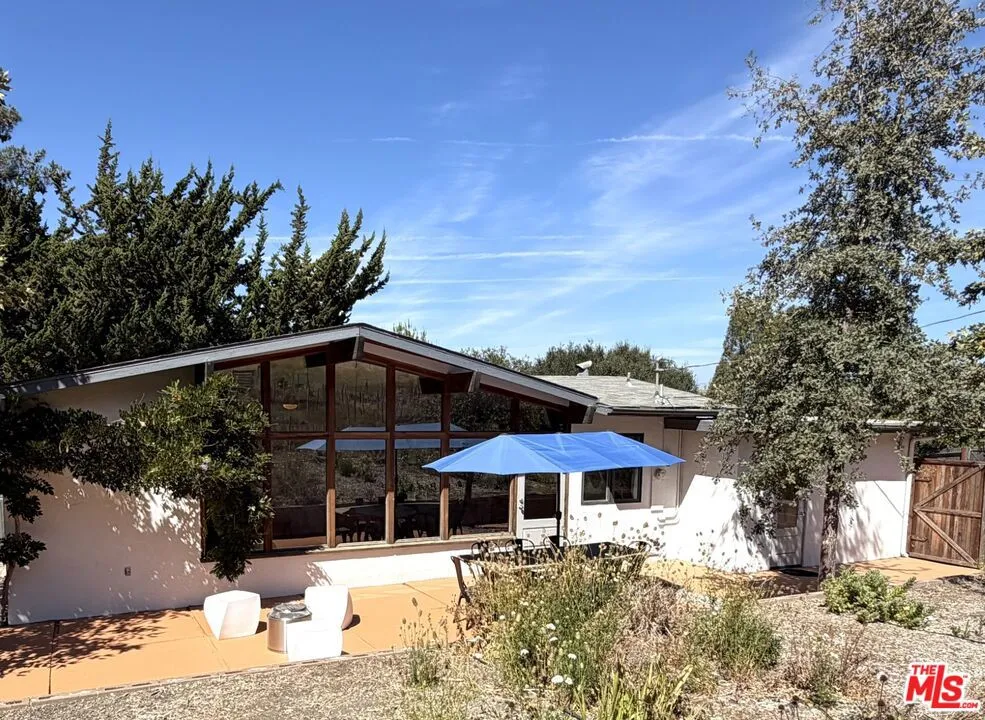 8630 Santa Rosa Road Buellton, CA 93427