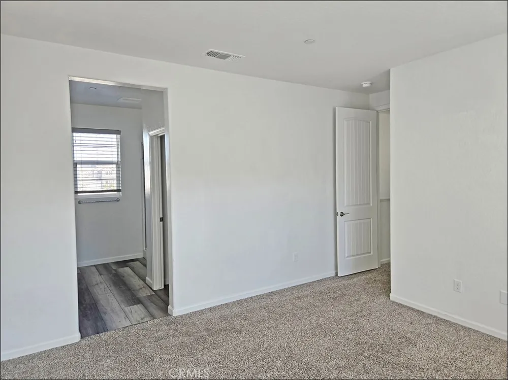 3021 Sowell Street Visalia, CA 93291