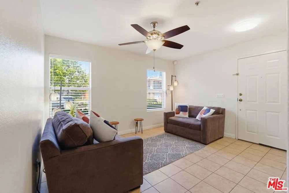 1050 Harbor Heights Drive #C Harbor City, CA 90710