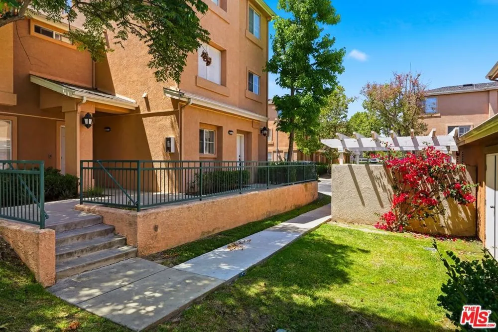 1050 Harbor Heights Drive #C Harbor City, CA 90710