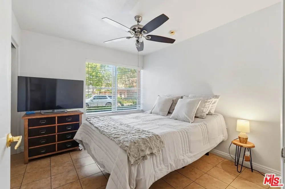 1050 Harbor Heights Drive #C Harbor City, CA 90710