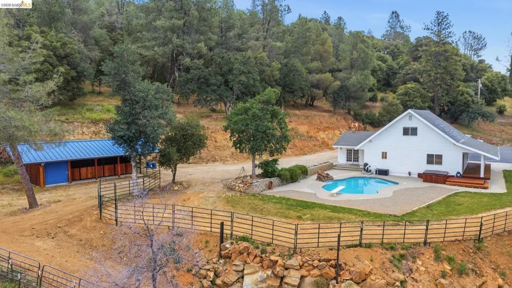 19466 Mira Monte Rd Tuolumne, CA 95379
