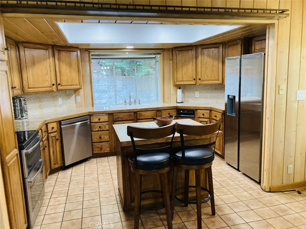 264 Fairway Lake Arrowhead, CA 92352