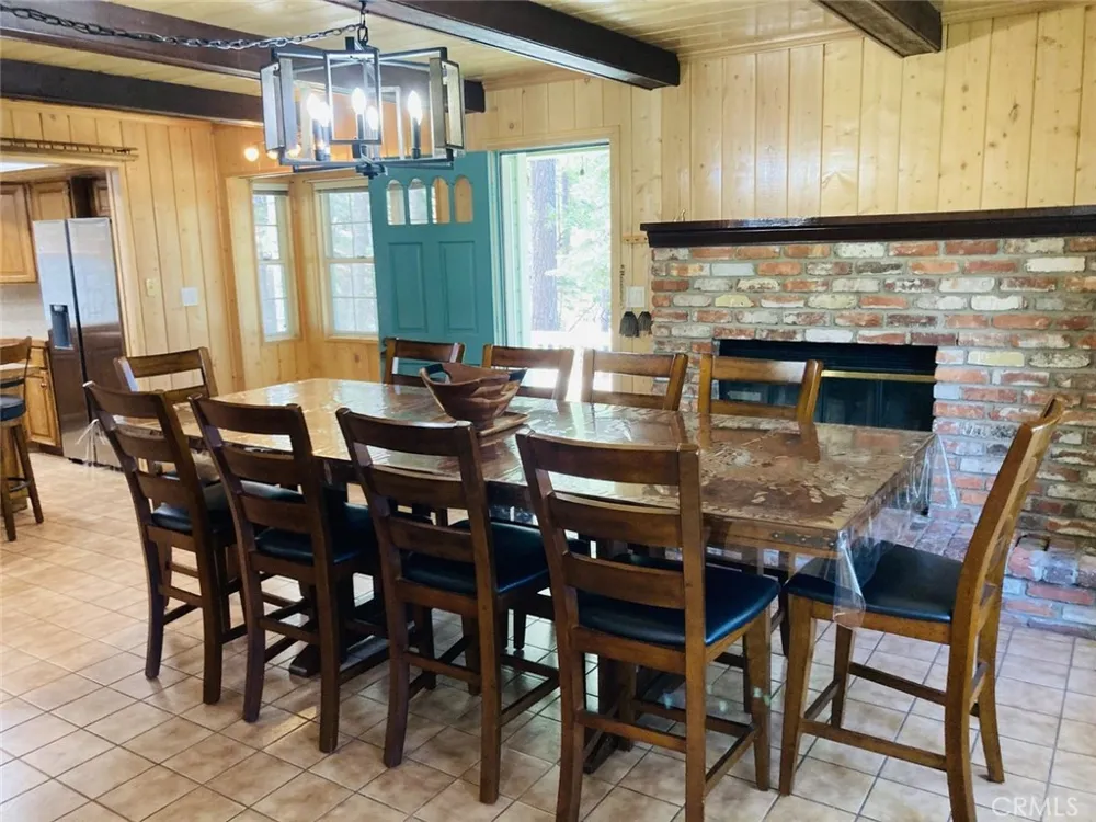 264 Fairway Lake Arrowhead, CA 92352