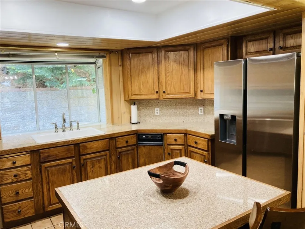 264 Fairway Lake Arrowhead, CA 92352