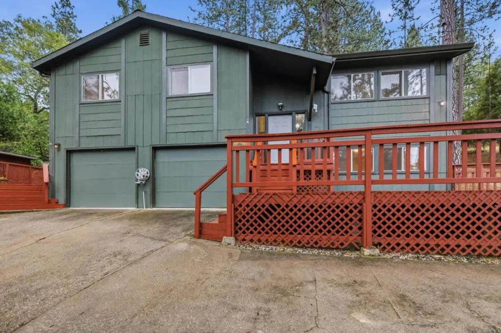 12910 Jackson Mill Drive Groveland, CA 95321