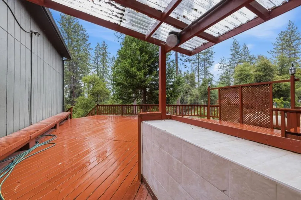 12910 Jackson Mill Drive Groveland, CA 95321