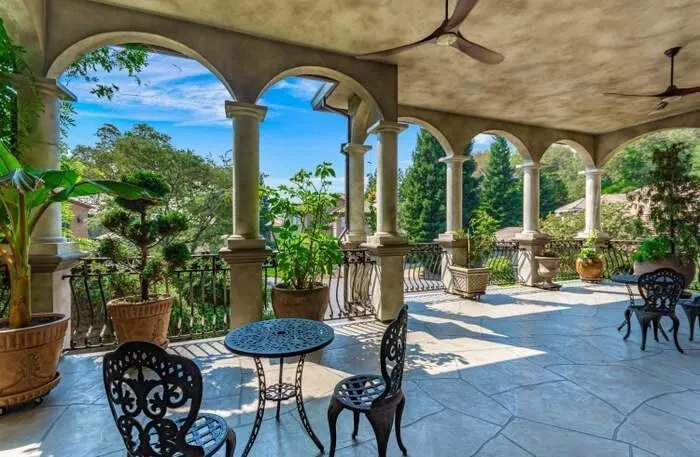 119 Del Norte Vista Way Folsom, CA 95630
